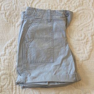 GAP girlfriend chino shorts